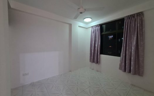 Spacious 3 Room Apartment for Rent